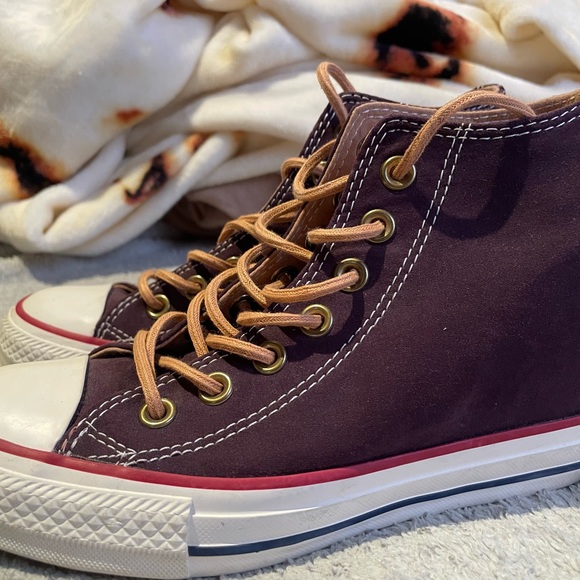 RARE FIND! Converse platforms! Only worn once. - Picture 6 of 6